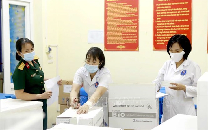 Đẩy nhanh tiến độ tiêm vaccine phòng Covid-19