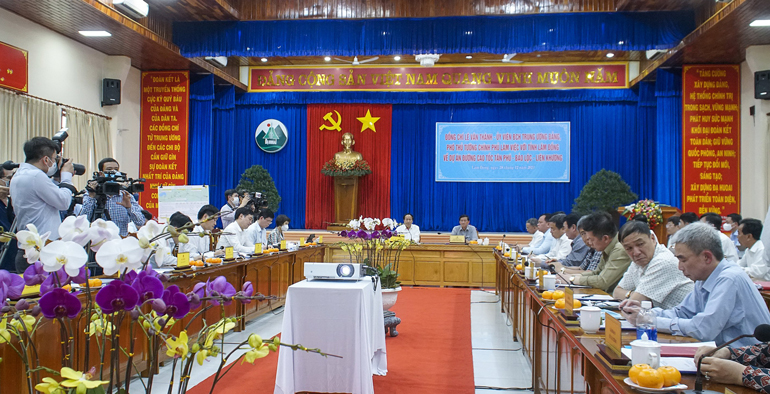 Toàn cảnh buổi làm việc