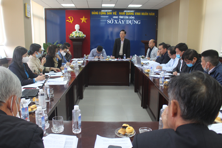 Ông Lê Quang Trung - Giám đốc sở Xây dựng đã tiếp thu, giải trình, làm rõ hơn mốt số nội dung Đoàn giám sát nêu