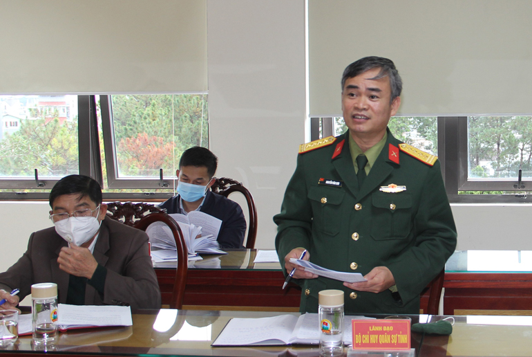 Đại biểu phát biểu ý kiến tham luận tại hội nghị