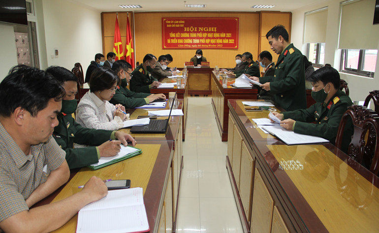 Quang cảnh hội nghị