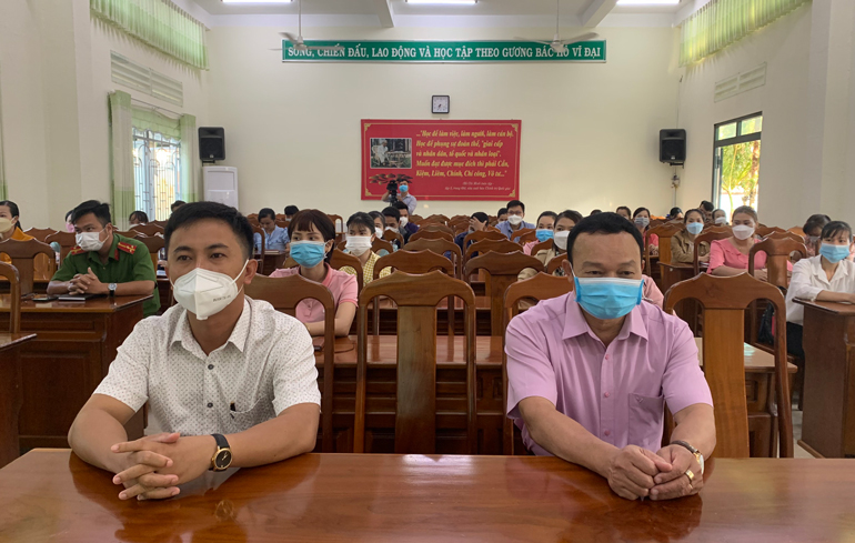 Đạ Tẻh: 55 học viên tham gia bồi dưỡng lý luận chính trị dành cho đảng viên mới