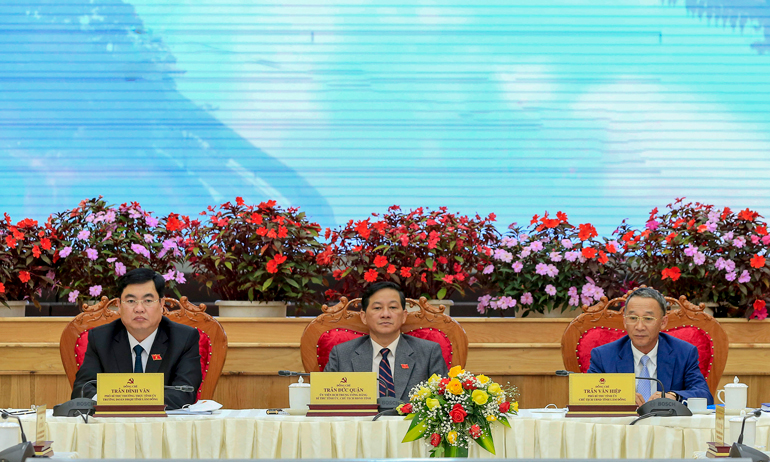 Đồng thuận vượt qua khó khăn, hoàn thành các mục tiêu năm 2022 bằng sản phẩm cụ thể vì dân và không vụ lợi