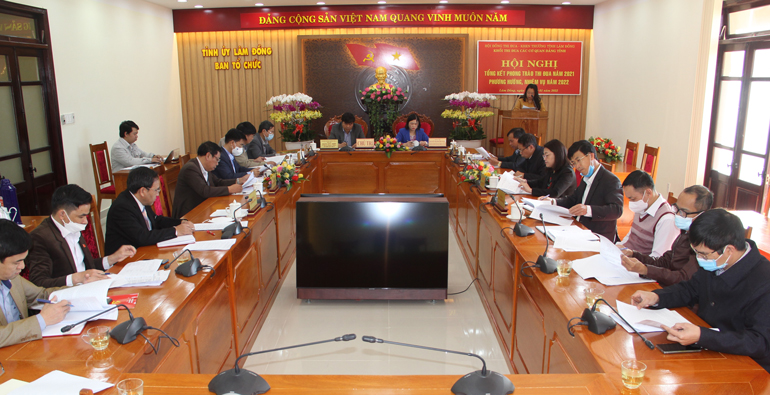 Các đại biểu tham dự hội nghị