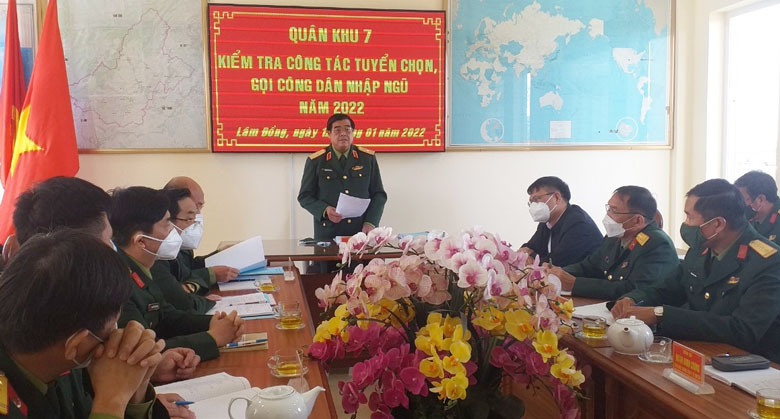 Kiểm tra thực hiện công tác tuyển quân năm 2022