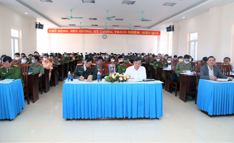 Toàn cảnh hội nghị