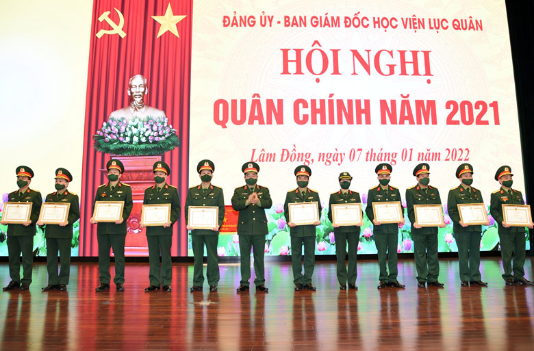Hoàn thành tốt công tác giáo dục - đào tạo