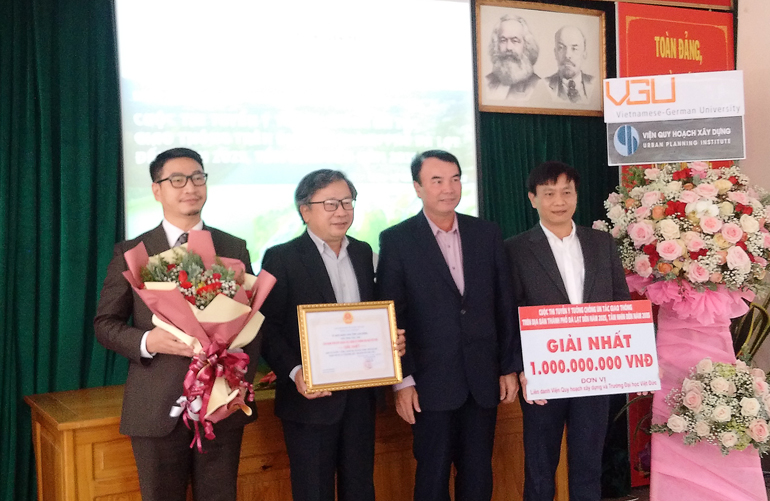 ''Khung chiến lược 5G'' đạt giải nhất cuộc thi chống ùn tắc giao thông TP Đà Lạt