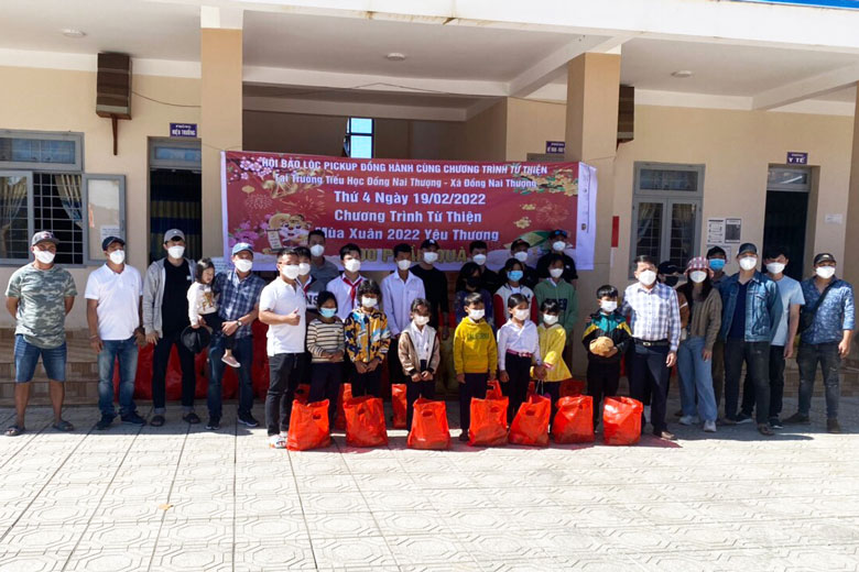 Cát Tiên: Trao tặng 660 suất quà Tết cho người có hoàn cảnh khó khăn