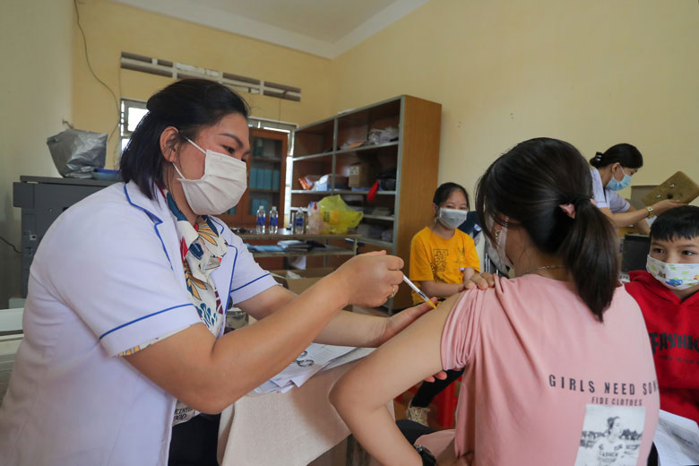 Rà soát, lập danh sách tiêm ngay cho các trường hợp chưa tiêm vắc xin COVID-19