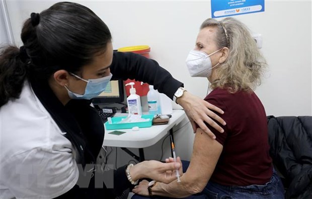 75% tác dụng phụ của vaccine ngừa COVID-19 có thể do "hiệu ứng nocebo&quot;