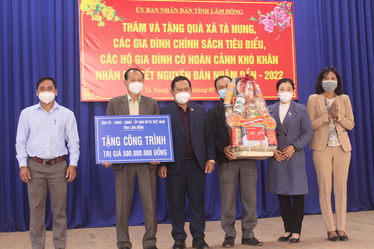 Lãnh đạo tỉnh thăm, chúc tết tại Đà Lạt