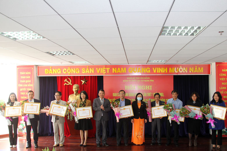Tăng cường kiểm tra, giám sát ở một đảng ủy cơ sở