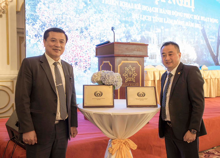 Đà Lạt được vinh danh ở hai hạng mục giải thưởng ASEAN là Thành phố Du lịch sạch ASEAN và Địa điểm tổ chức MICE ASEAN