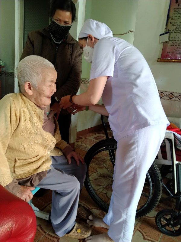 Tiếp tục tăng cường thực hiện các biện pháp đảm bảo an toàn thực phẩm, phòng chống dịch bệnh dịp tết