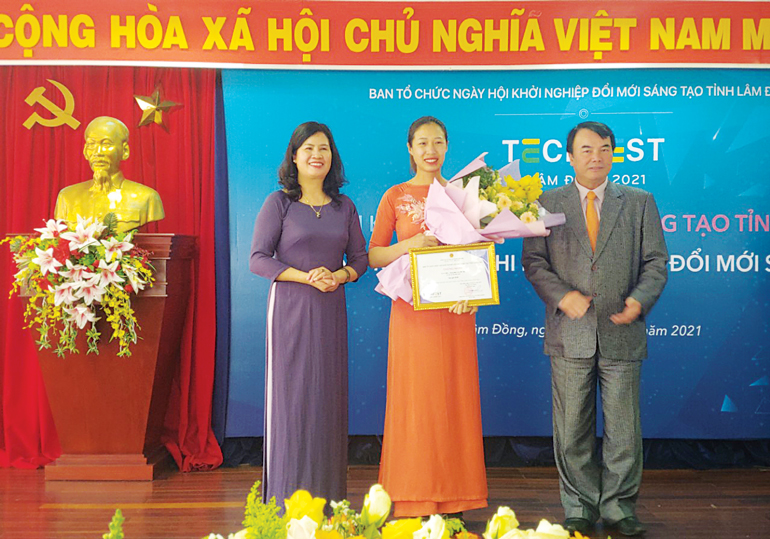 Gieo... nông phẩm miền đất hứa