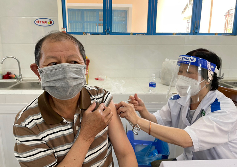 Tháng 2/2022, hoàn thành tiêm đủ liều cơ bản vắc xin phòng Covid-19 cho người từ 12 tuổi trở lên