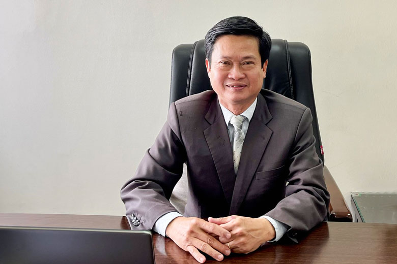 Quan tâm chăm lo, phát triển nguồn nhân lực y tế