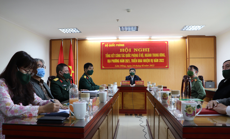 Tổng kết công tác quốc phòng ở Bộ, Ngành trung ương, địa phương năm 2021