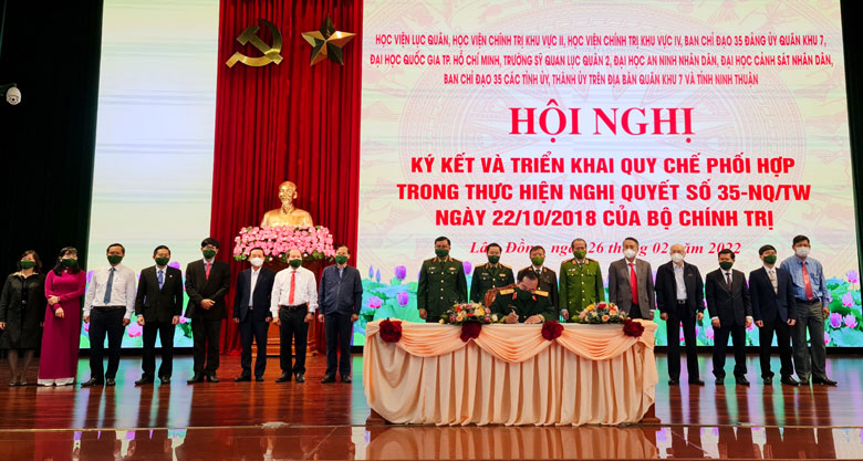 Phối hợp đẩy mạnh thực hiện Nghị quyết số 35 của Bộ Chính trị