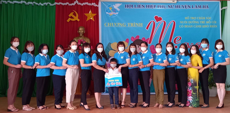 Lâm Hà: Nhận đỡ đầu trẻ mồ côi có hoàn cảnh khó khăn