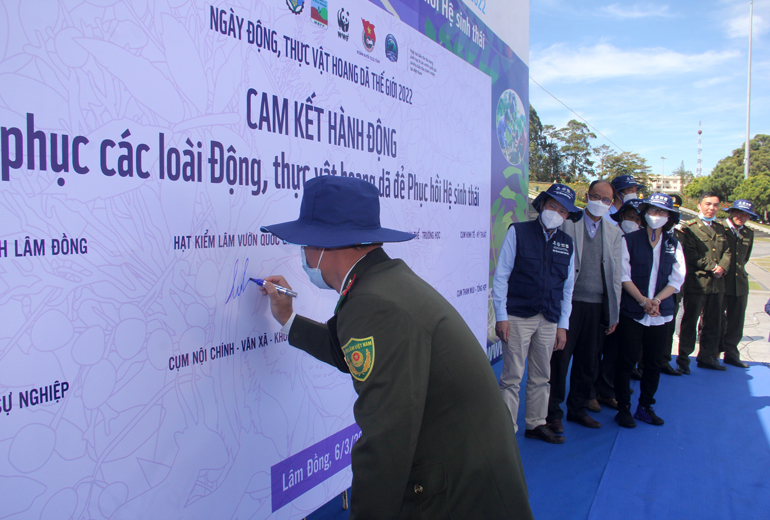 Ký cam kết bảo vệ, phục hồi hệ động, thực vật hoang dã để phục hồi hệ sinh thái