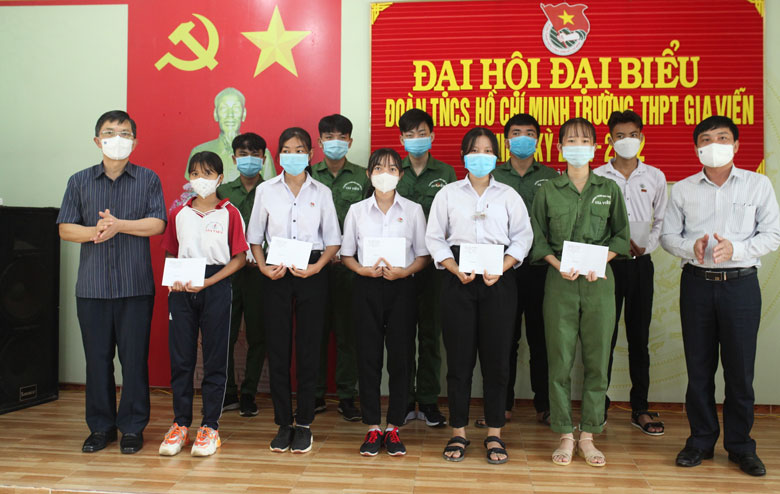 Cát Tiên: Tăng cường sự lãnh đạo của Đảng đối với công tác khuyến học