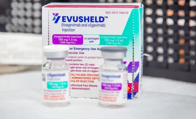 Bộ Y tế khẳng định EVUSHELD là thuốc, không phải là 'siêu vaccine', không được phép sử dụng để dự phòng COVID-19