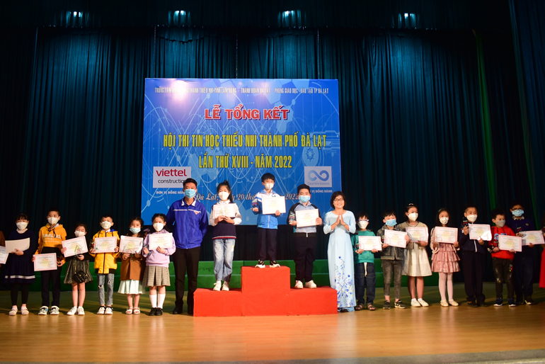 Trao 71 giải tại Hội thi Tin học thiếu nhi TP Đà Lạt