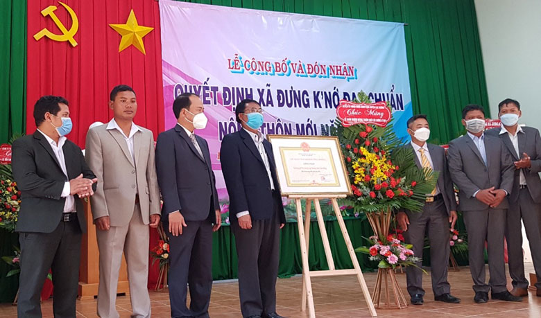 Xã cuối cùng của huyện Lạc Dương đón nhận đạt chuẩn nông thôn mới