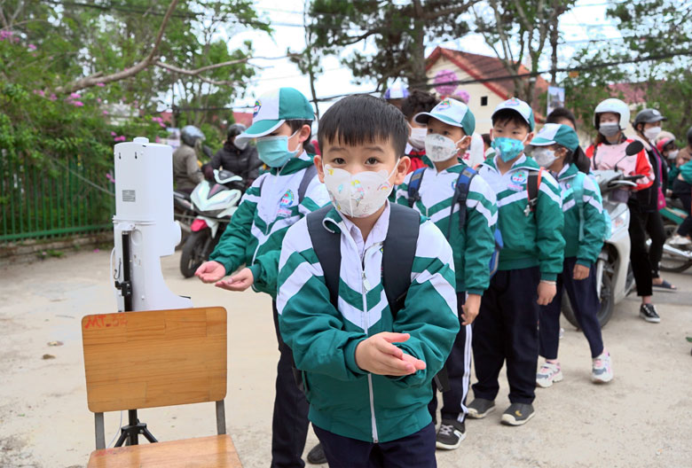 Tỷ lệ học sinh học trực tiếp toàn tỉnh đạt 76,49%