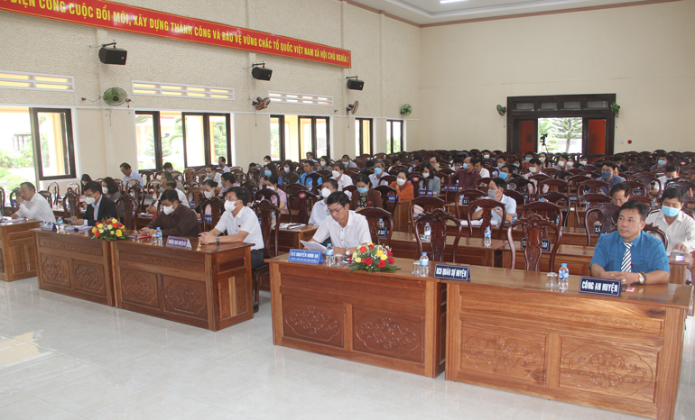 Các đại biểu tham dự kỳ họp