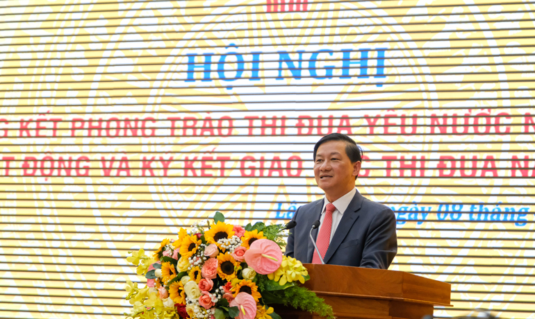 Đồng chí Trần Đức Quận - Bí thư Tỉnh ủy phát biểu chỉ đạo tại hội nghị