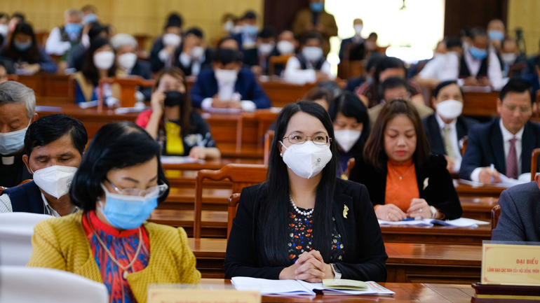 Các đồng chí đại biểu tham dự hội nghị