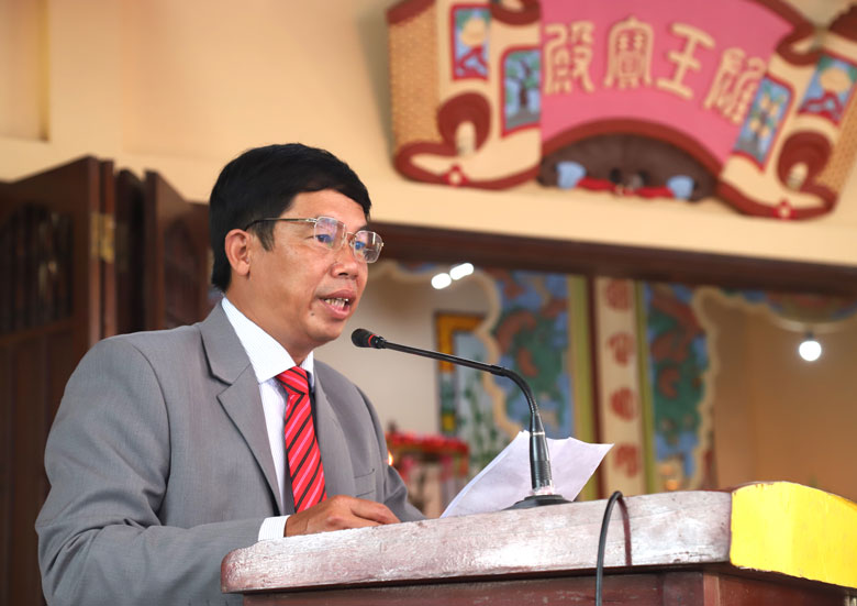 Người dân B'Lao hướng về Quốc tổ Hùng Vương