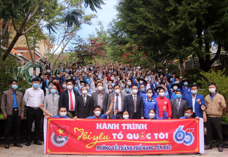 Trưởng thành từ các phong trào