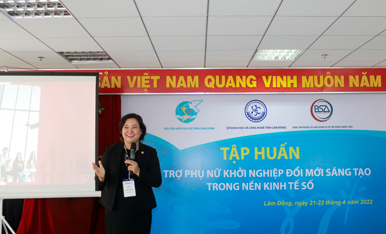 Tập huấn hỗ trợ phụ nữ khởi nghiệp đổi mới sáng tạo trong nền kinh tế số