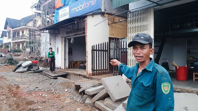 Điểm sáng hiến đất, làm đường ở Lạc Dương