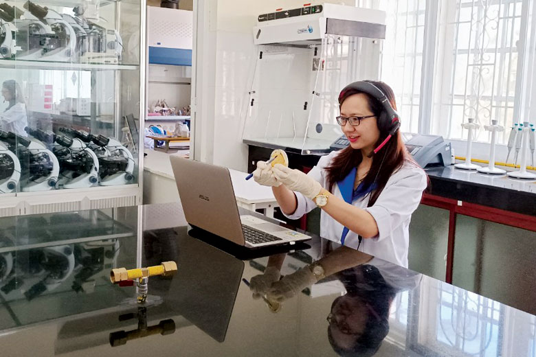 Giảng viên trẻ truyền lửa đam mê với nông nghiệp