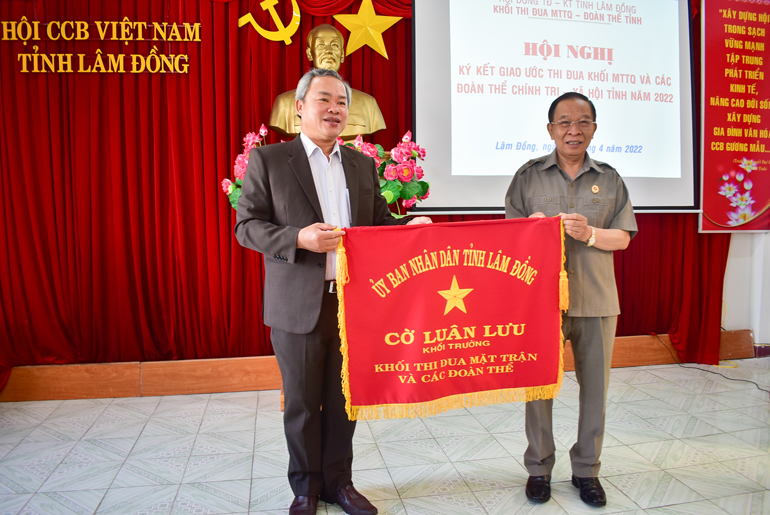 Ký kết giao ước thi đua khối MTTQ và đoàn thể chính trị - xã hội tỉnh