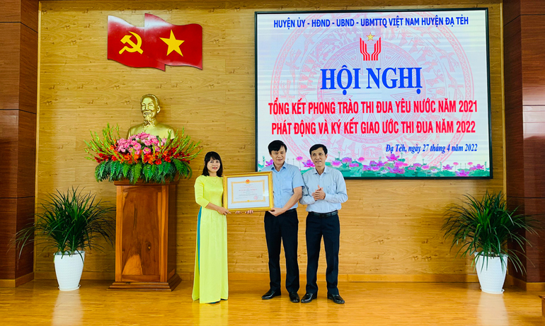 Đạ Tẻh: Tổng kết phong trào thi đua yêu nước