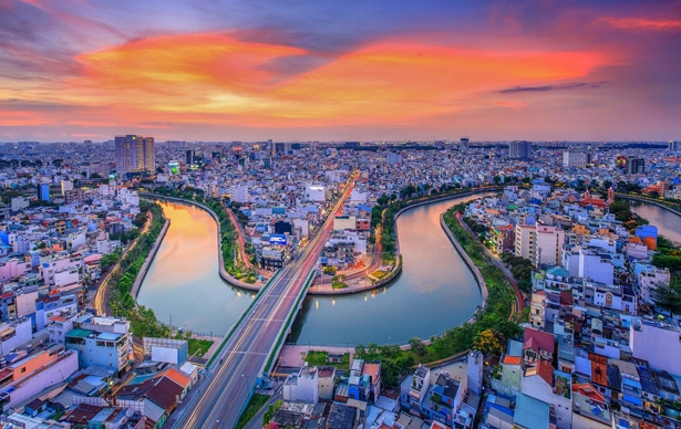 Thành phố mang tên Bác phát triển mạnh mẽ. Ảnh Internet