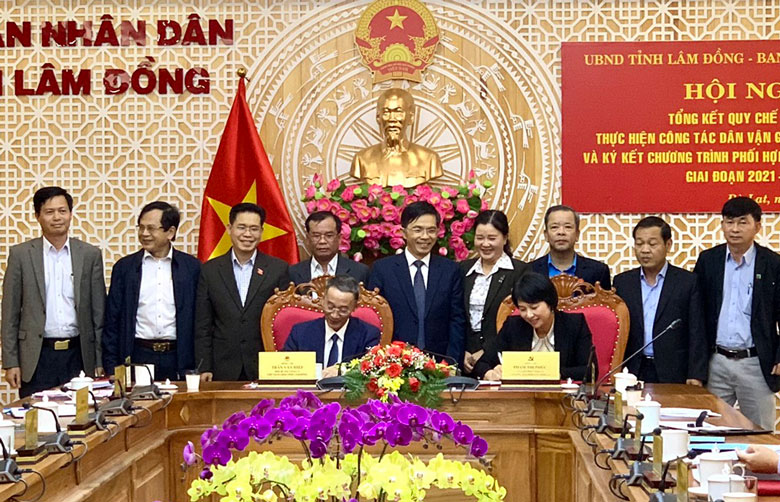 Ban Cán sự đảng UBND tỉnh và Ban Dân vận Tỉnh ủy đã ký kết Chương trình phối hợp thực hiện công tác dân vận giai đoạn 2022 - 2026