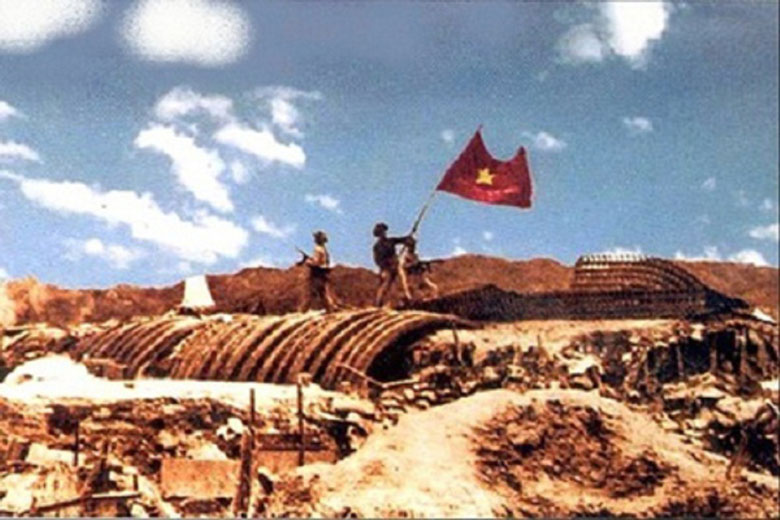 Gần lắm Điện Biên
