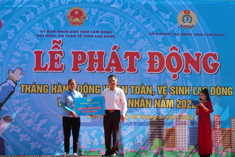 Phát động Tháng hành động an toàn, vệ sinh lao động và Tháng công nhân năm 2022