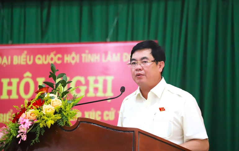 Ông Trần Đình Văn – Phó Bí thư Thường trực Tỉnh ủy, Trưởng Đoàn ĐBQH đơn vị tỉnh Lâm Đồng tiếp thu, giải trình các nội dung thuộc thẩm quyền