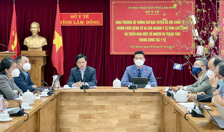 Đẩy mạnh hoạt động khám, chữa bệnh từ xa