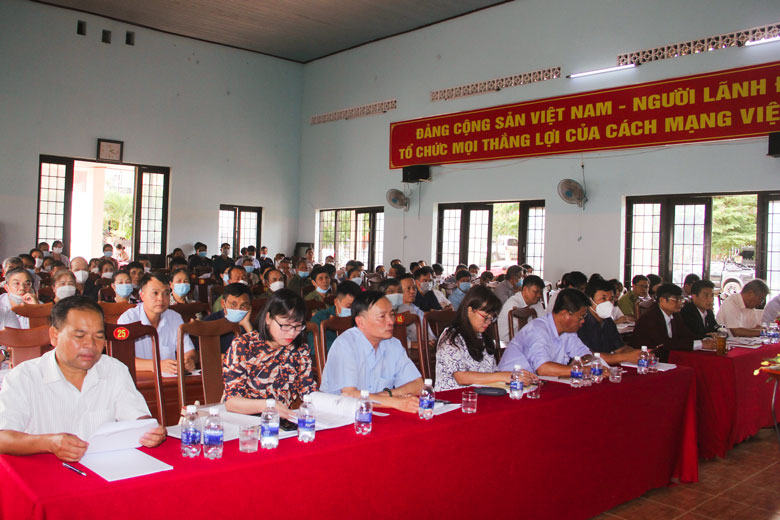 Đại biểu Quốc hội tiếp xúc cử tri tại Lâm Hà