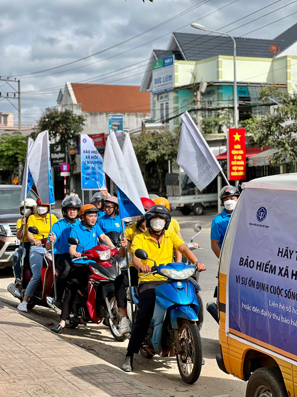 Bảo hiểm xã hội - điểm tựa của bạn và gia đình