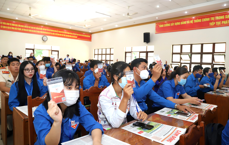 Đại hội biểu quyết thông qua dự thảo Nghị quyết Đại hội Đoàn TNCS Hồ Chí Minh khóa VI, nhiệm kỳ 2022 - 2027